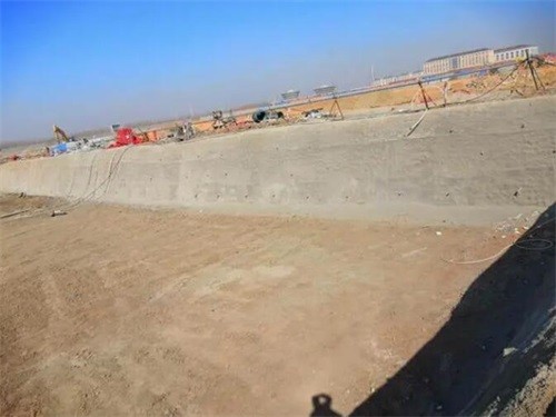 博湖高铁桩基础建设